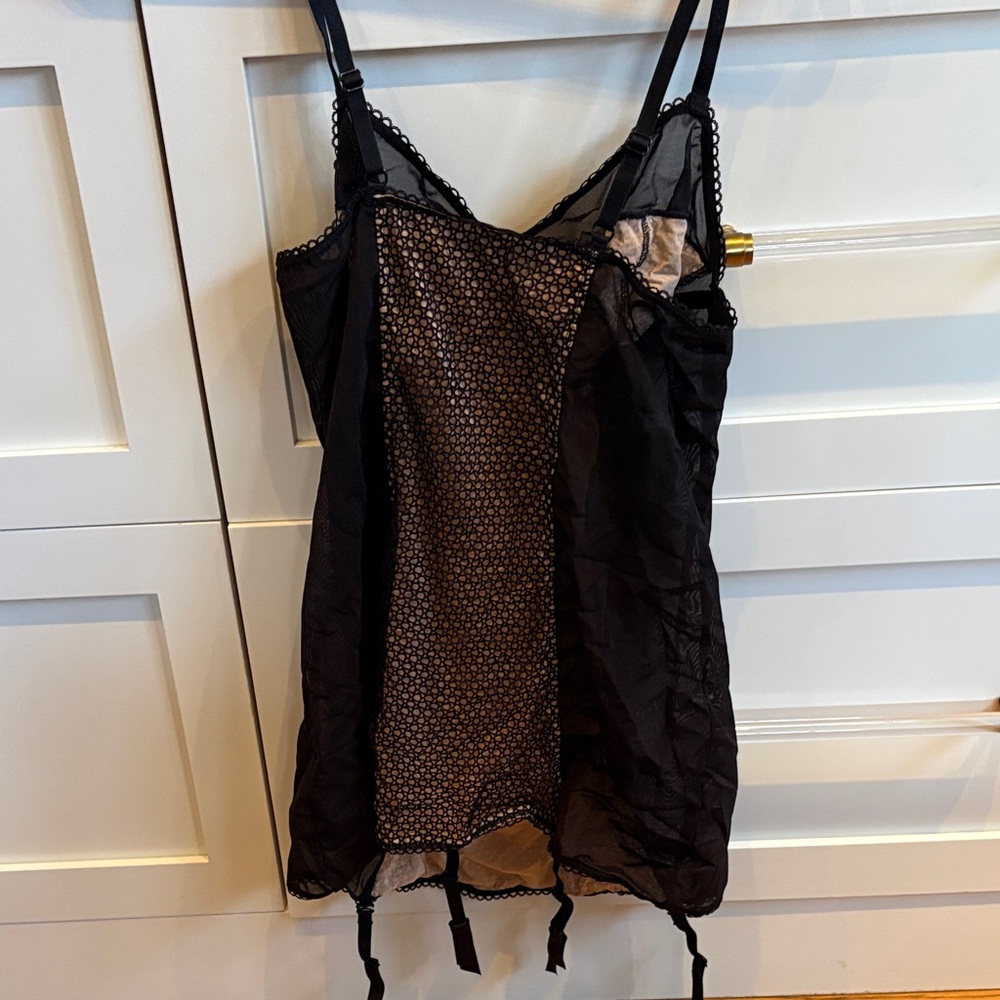 Black and White Polka Dot Lingerie Top with garter straps - Picture 5 of 5